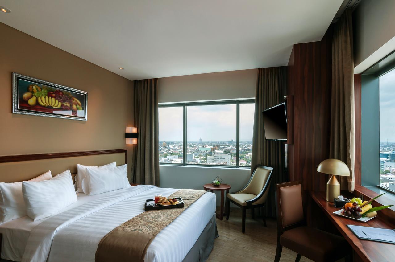 Arthama Hotels Makassar Buitenkant foto