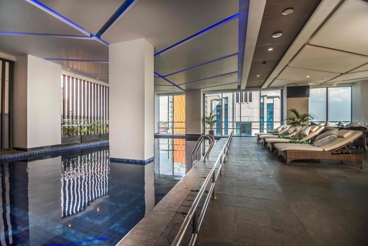 Arthama Hotels Makassar Buitenkant foto